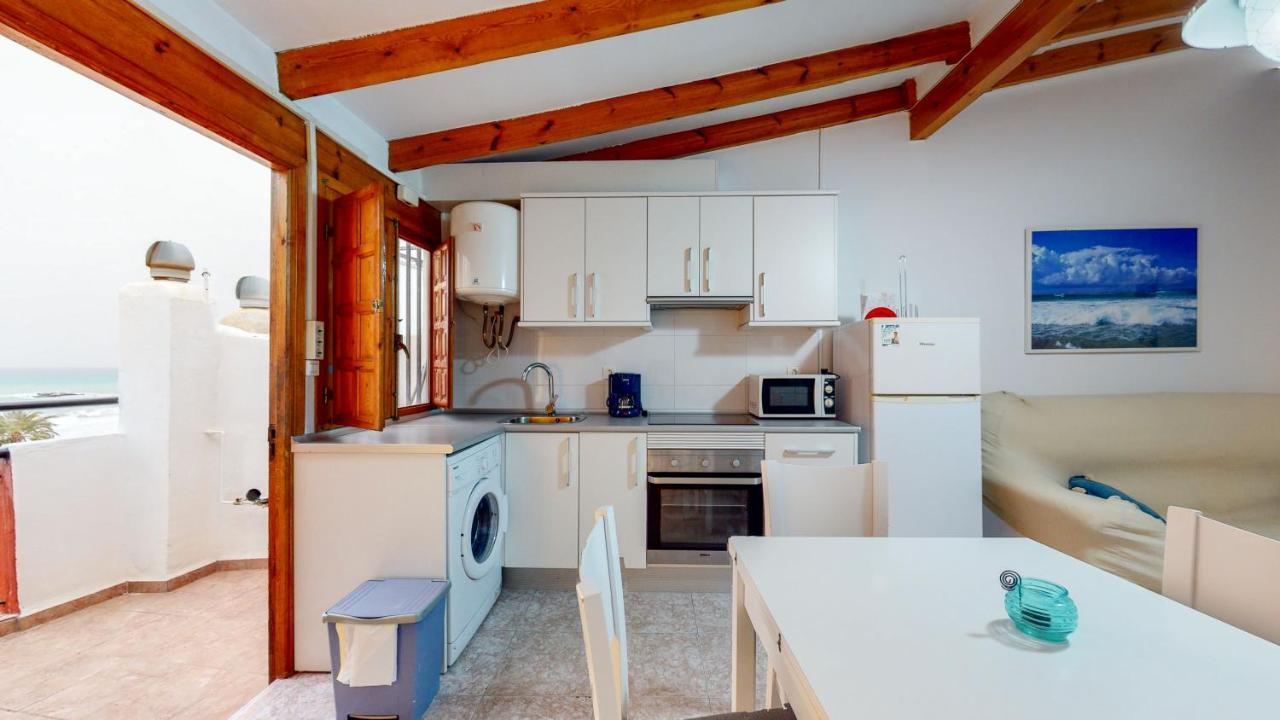 Apartamento En Primera Linea De Playa De Вилахойоса Екстериор снимка