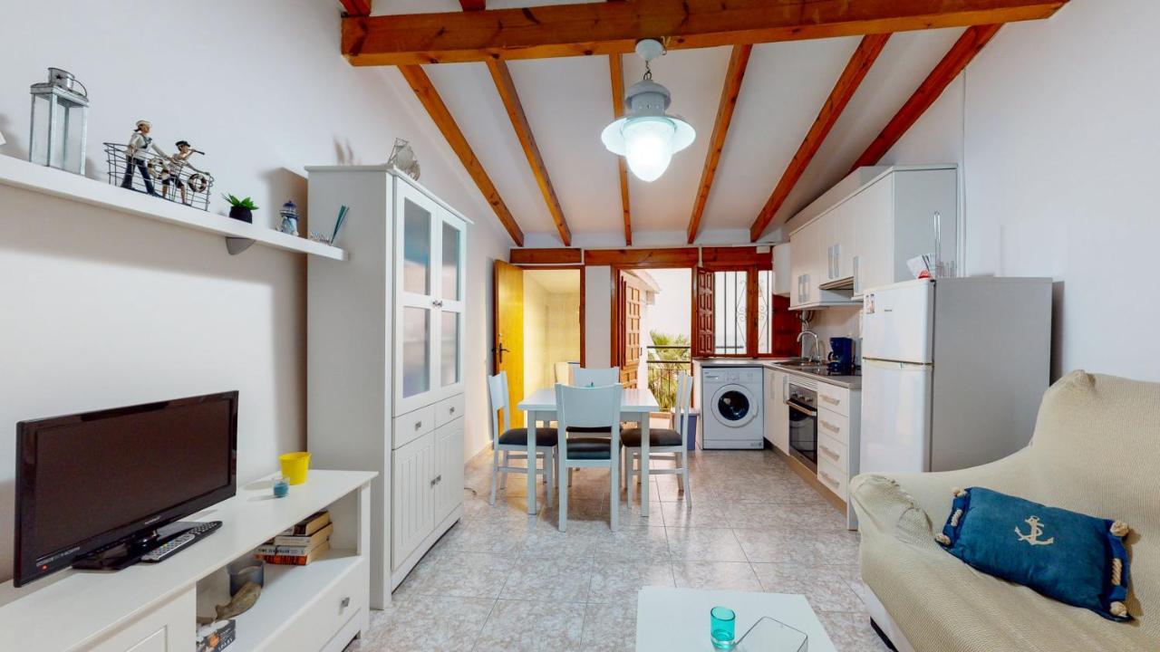 Apartamento En Primera Linea De Playa De Вилахойоса Екстериор снимка
