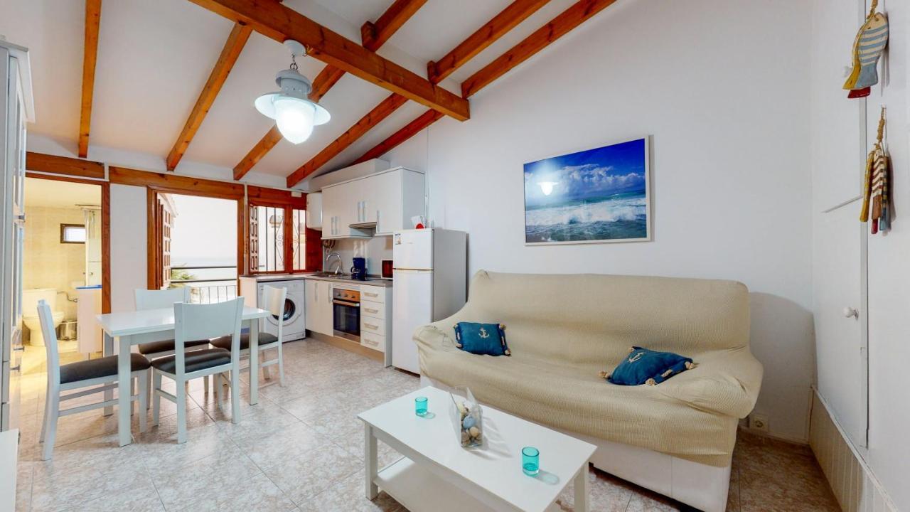 Apartamento En Primera Linea De Playa De Вилахойоса Екстериор снимка