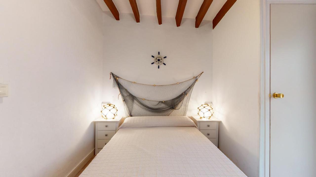 Apartamento En Primera Linea De Playa De Вилахойоса Екстериор снимка